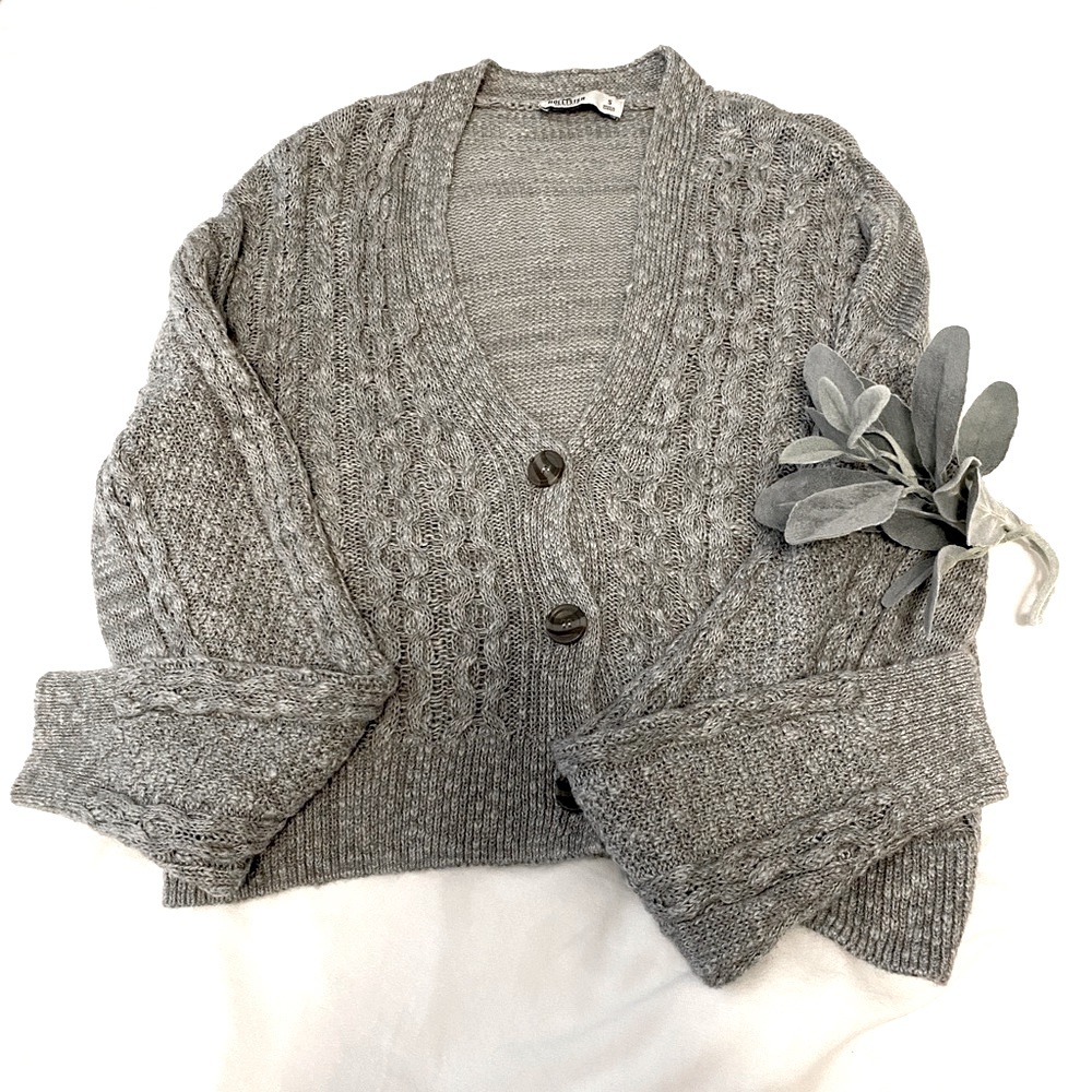 Hollister cropped cardigan